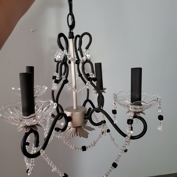 Chandelier - Picture 4 of 4